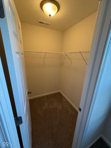 4030 Omaha Drive, Bargersville, IN 46106