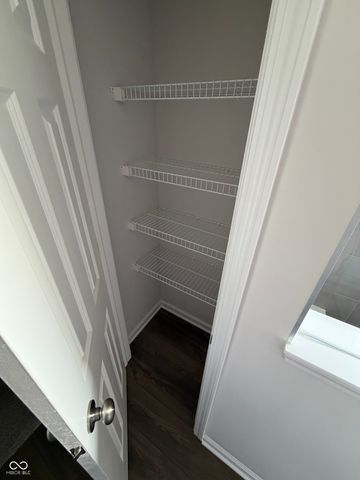 4030 Omaha Drive, Bargersville, IN 46106