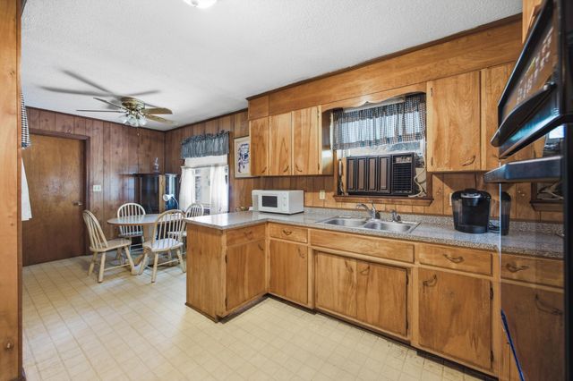 1308 Shady Lane, Dalton, GA 30721