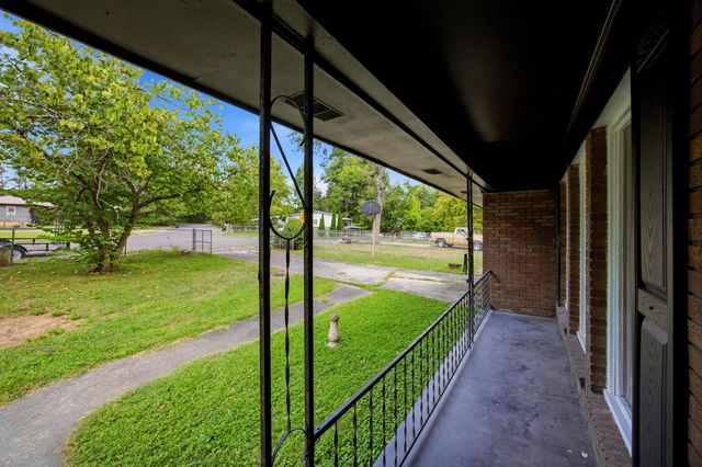 1308 Shady Lane, Dalton, GA 30721
