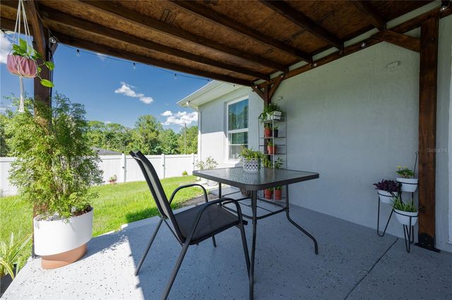 263 EMERALD ROAD, Ocala, FL 34472