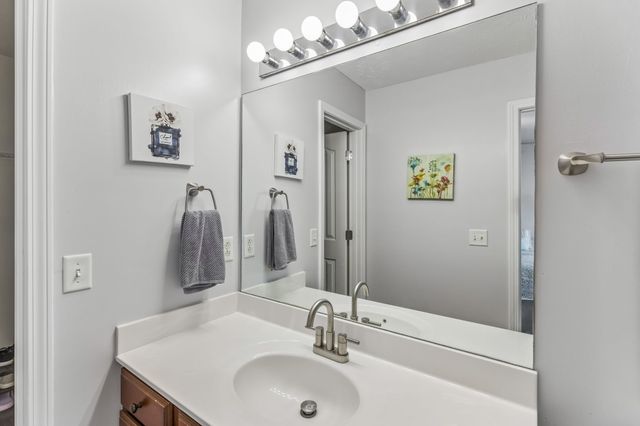 381 Shoshone Pl, Murfreesboro, TN 37128