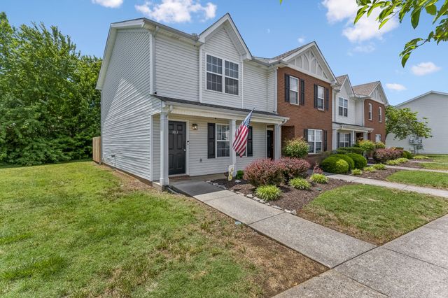 381 Shoshone Pl, Murfreesboro, TN 37128