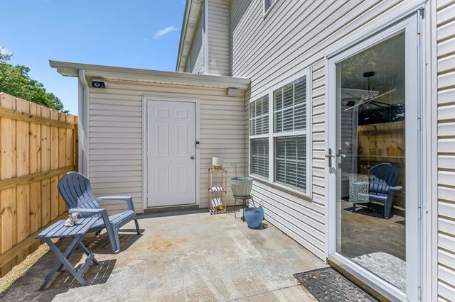 381 Shoshone Pl, Murfreesboro, TN 37128