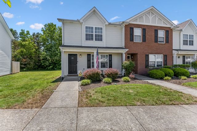 381 Shoshone Pl, Murfreesboro, TN 37128