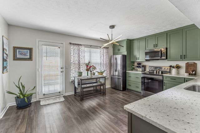 381 Shoshone Pl, Murfreesboro, TN 37128