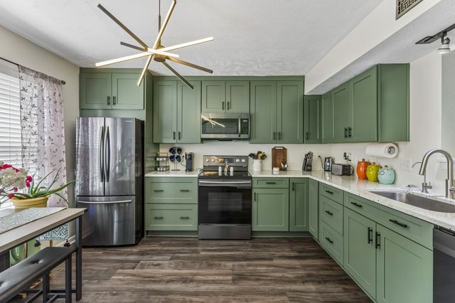 381 Shoshone Pl, Murfreesboro, TN 37128