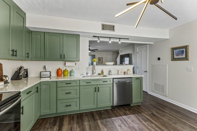 381 Shoshone Pl, Murfreesboro, TN 37128