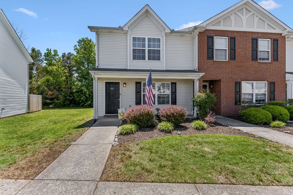 381 Shoshone Pl, Murfreesboro, TN 37128