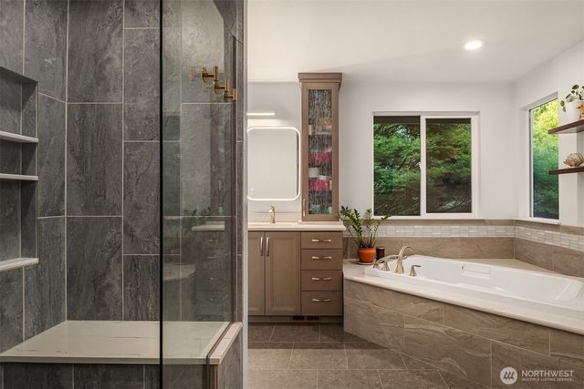 14230 229th Avenue NE, Woodinville, WA 98077