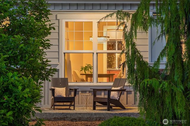 14230 229th Avenue NE, Woodinville, WA 98077