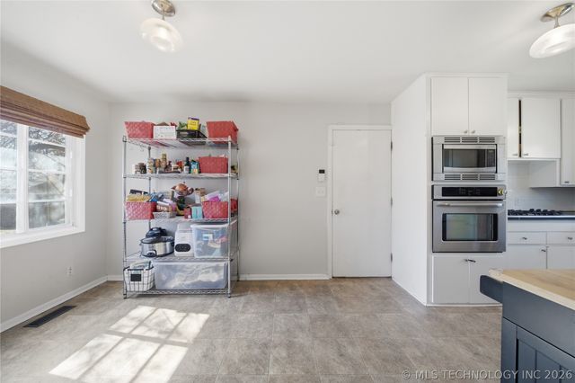 3932 E 51st Place, Tulsa, OK 74135