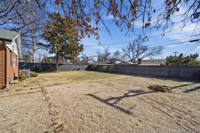3932 E 51st Place, Tulsa, OK 74135