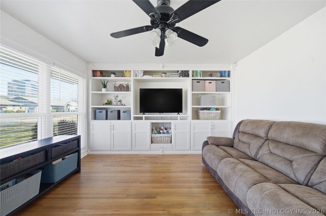 3932 E 51st Place, Tulsa, OK 74135