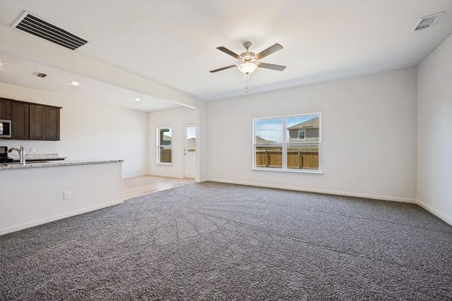 13616 Roosevelt Arch Drive, Ponder, TX 76259