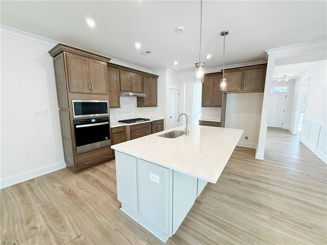 MM Caldwell, Smithfield, VA 23430