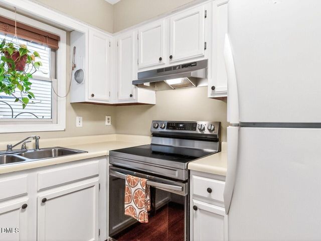 3423 Oak Trail, Clayton, NC 27520