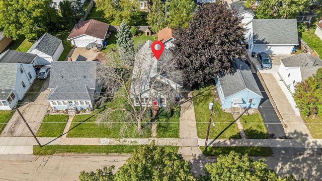 1637 ONTARIO STREET, Oshkosh, WI 54901