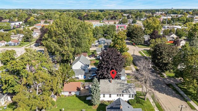 1637 ONTARIO STREET, Oshkosh, WI 54901