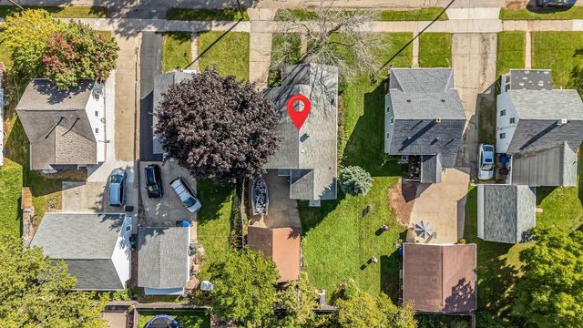 1637 ONTARIO STREET, Oshkosh, WI 54901