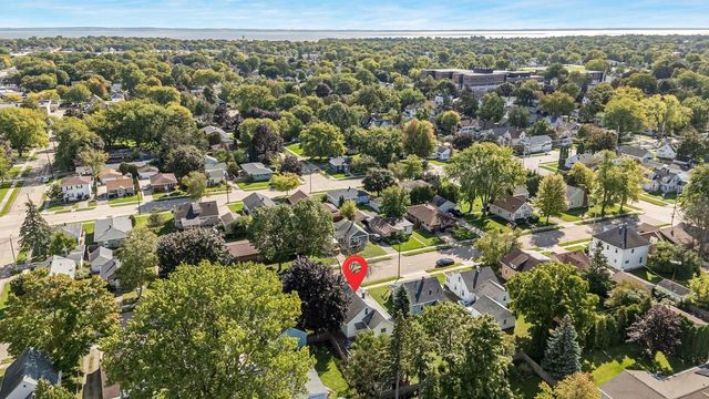1637 ONTARIO STREET, Oshkosh, WI 54901