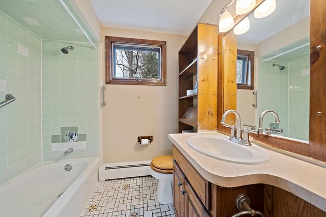 61 Belmont St, Weymouth, MA 02188