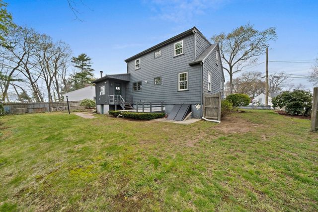 61 Belmont St, Weymouth, MA 02188
