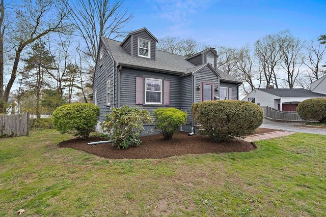 61 Belmont St, Weymouth, MA 02188