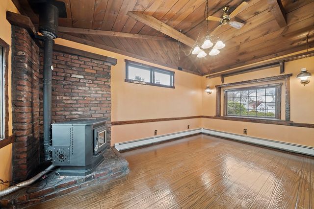 61 Belmont St, Weymouth, MA 02188