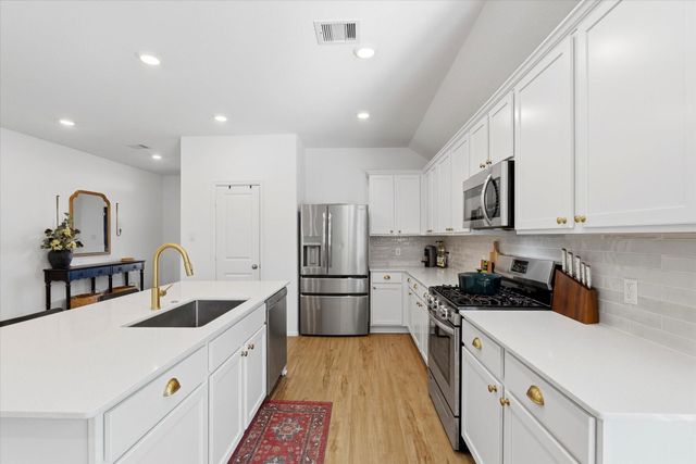 9919 Kingston Liberty Lane, Baytown, TX 77521