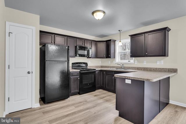 783 GREGS DR, Harrisburg, PA 17111