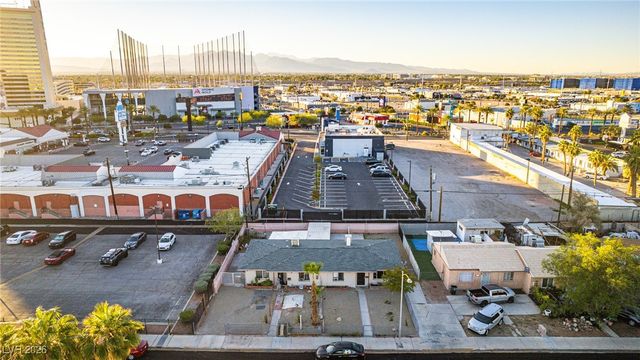 1902 Weldon Place, Las Vegas, NV 89104