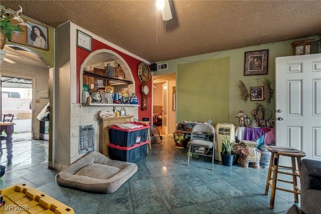 1902 Weldon Place, Las Vegas, NV 89104