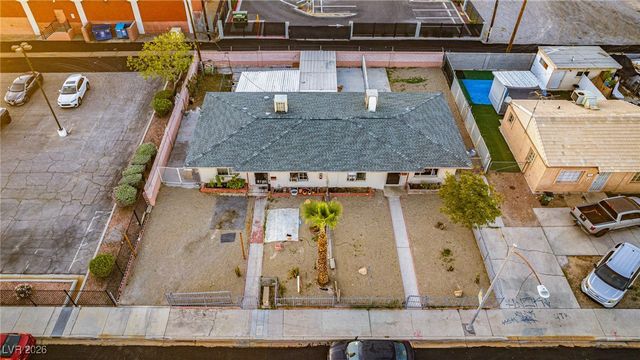 1902 Weldon Place, Las Vegas, NV 89104