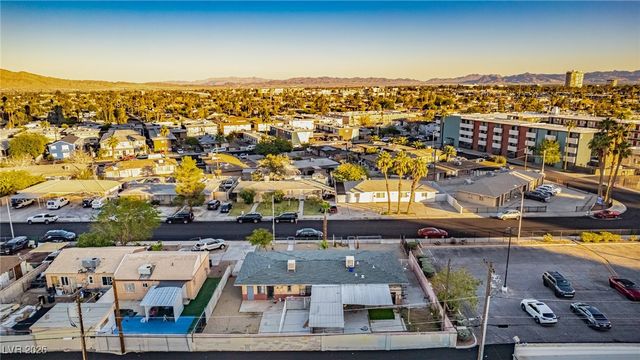 1902 Weldon Place, Las Vegas, NV 89104