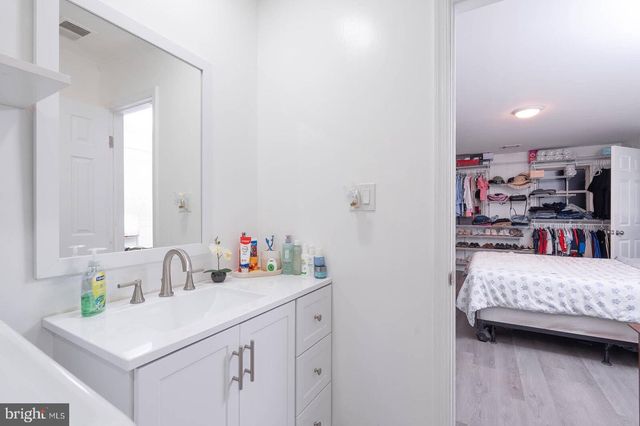 9444 LAFAYETTE AVE, Manassas, VA 20109