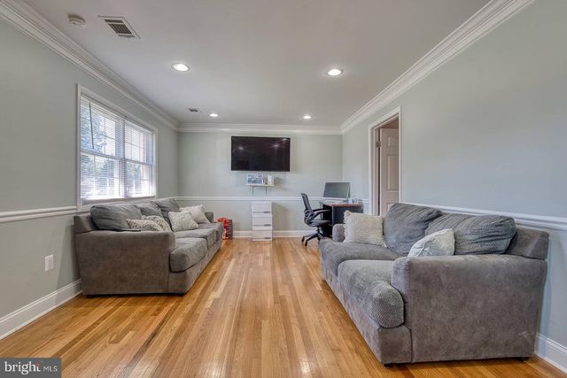 9444 LAFAYETTE AVE, Manassas, VA 20109