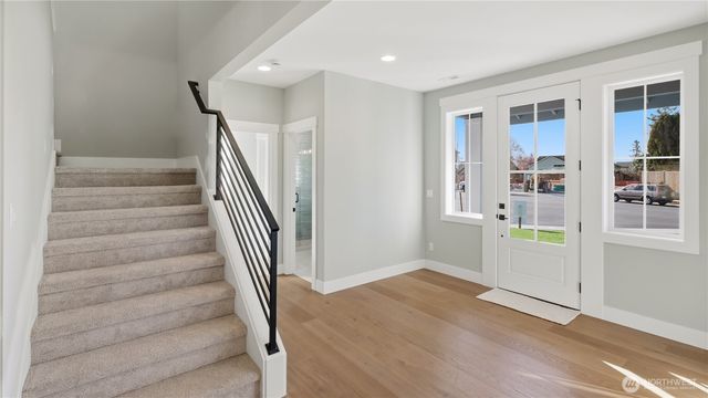 3533 173rd Place SW, Lynnwood, WA 98037