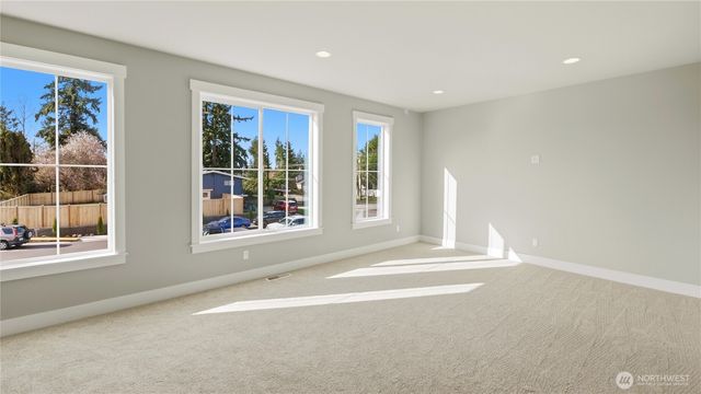 3533 173rd Place SW, Lynnwood, WA 98037