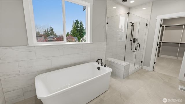 3533 173rd Place SW, Lynnwood, WA 98037