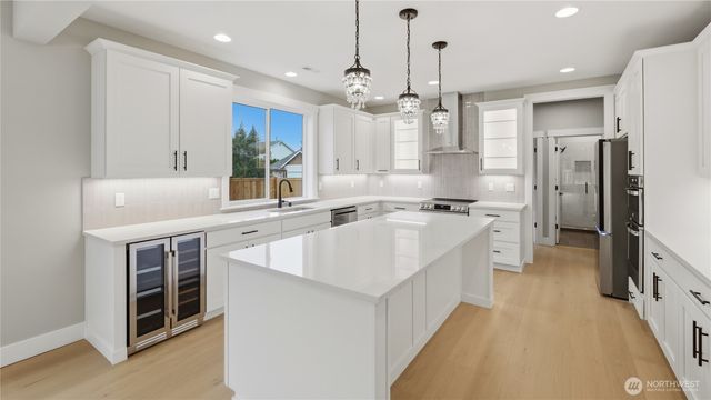 3533 173rd Place SW, Lynnwood, WA 98037