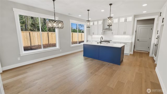 3533 173rd Place SW, Lynnwood, WA 98037