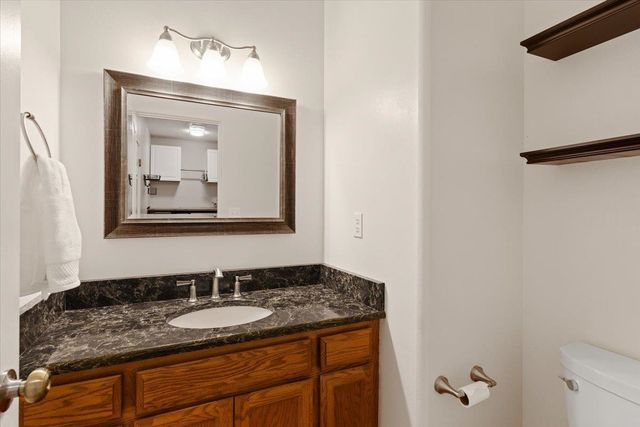 6619 Long Lake Dr, Nine Mile Falls, WA 99026