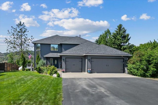 6619 Long Lake Dr, Nine Mile Falls, WA 99026