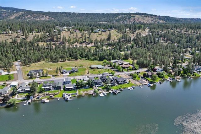 6619 Long Lake Dr, Nine Mile Falls, WA 99026