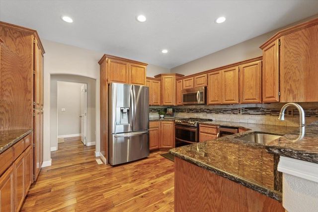 6619 Long Lake Dr, Nine Mile Falls, WA 99026