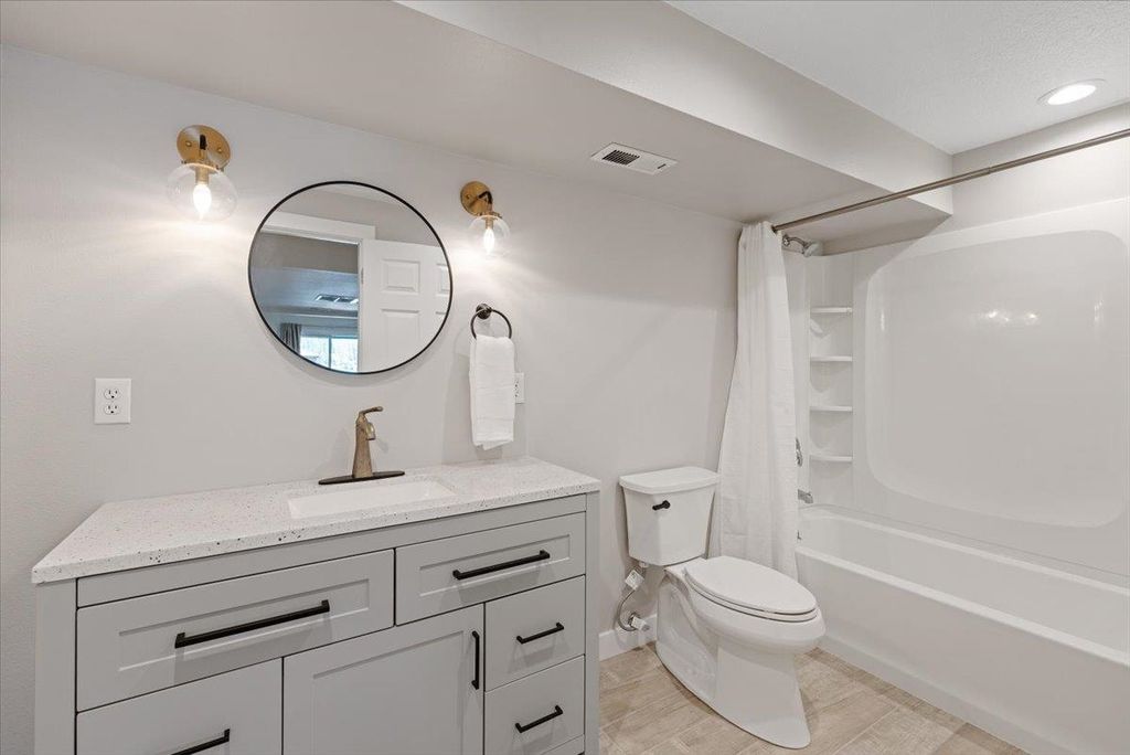 6619 Long Lake Dr, Nine Mile Falls, WA 99026 photo 37