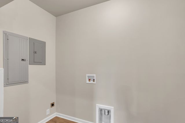 568 Garden View Court, Lawrenceville, GA 30046