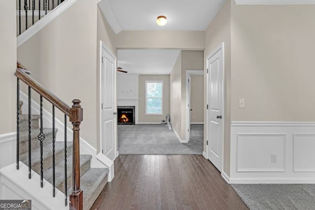 568 Garden View Court, Lawrenceville, GA 30046