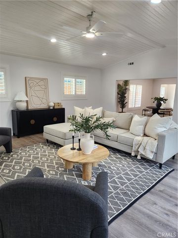 1626 E 15th St, Santa Ana, CA 92701